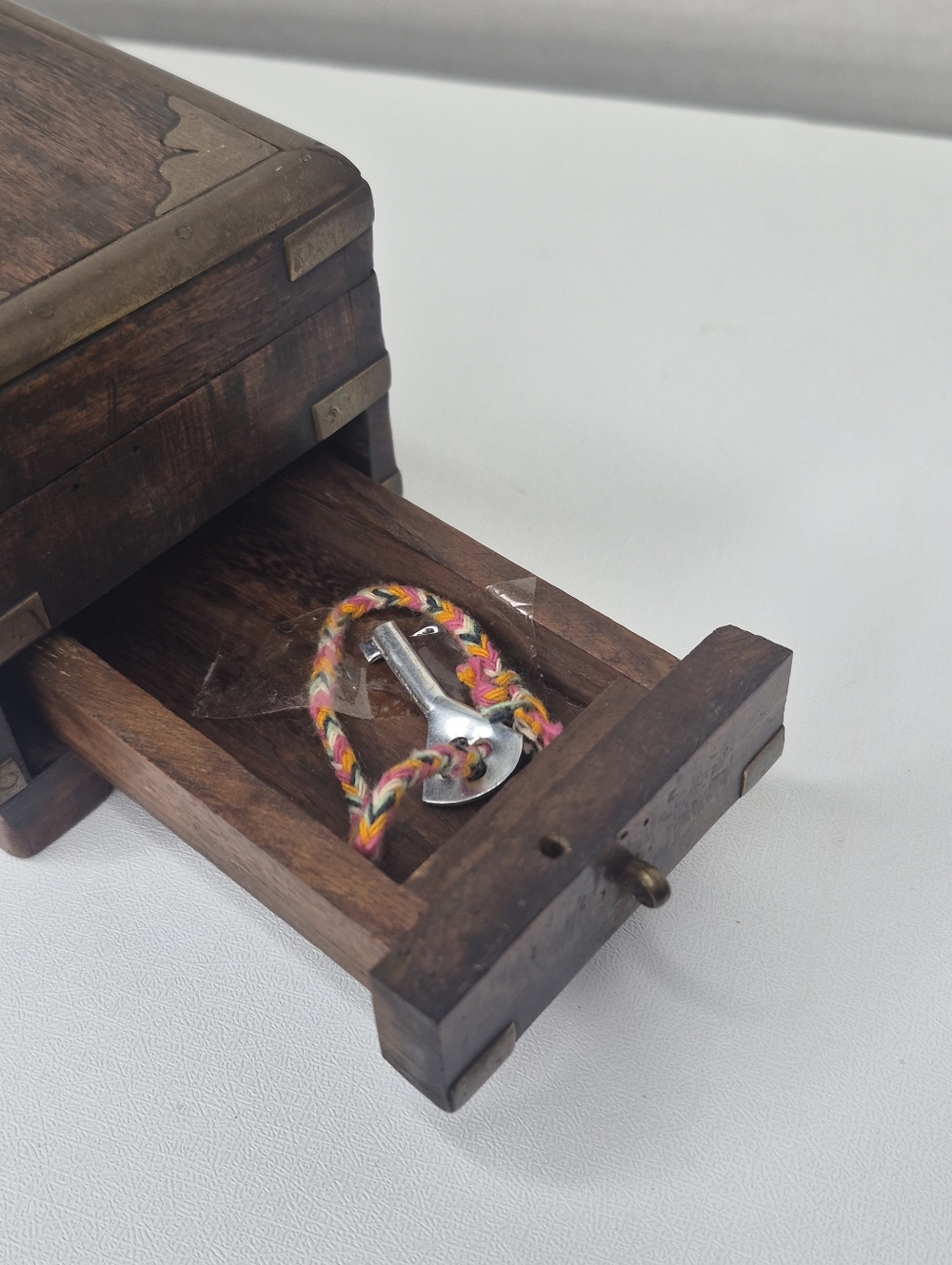 RARE Antique 19thC Rosewood Scribe Box w/ Hidden Drawer & Key - Picture 6 of 16